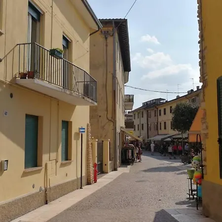 Apartment Balconcino Su