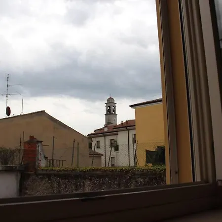 Balconcino Su *